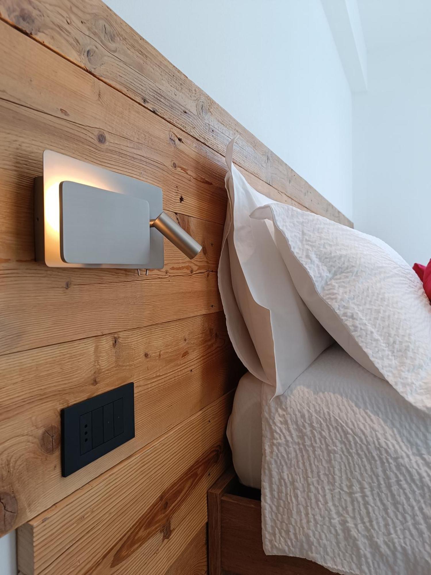 Casa Novecentosei Bed & Breakfast Sonico ภายนอก รูปภาพ